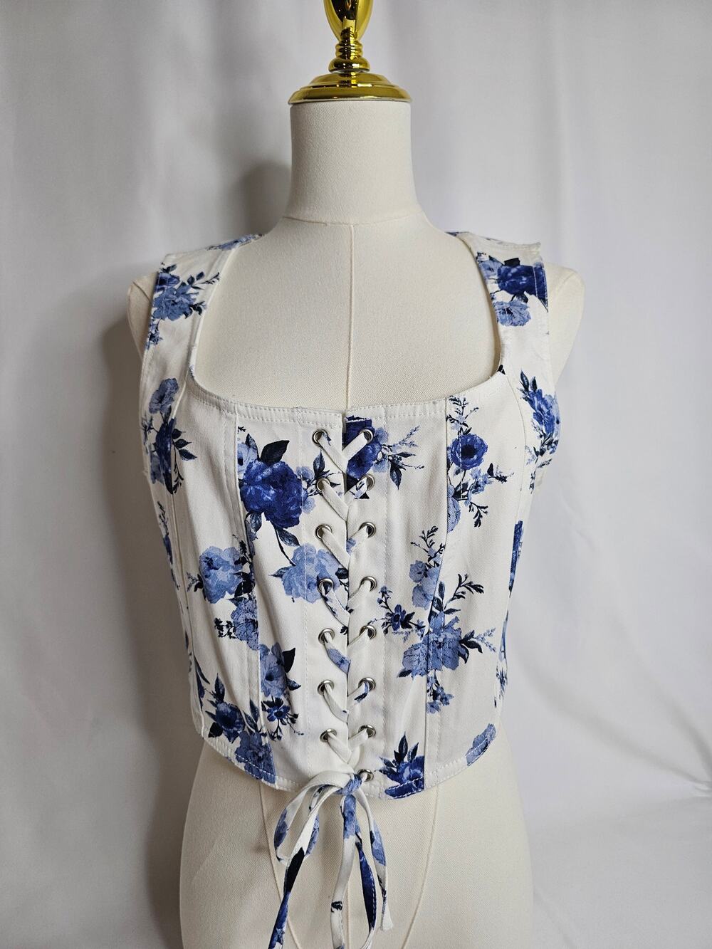 NWOT Blashe Blue Floral Lace Up Corset Top Cottagecore L